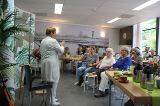 Senioren verzilveren eigen kennis (Bibliotheek Veluwezoom)